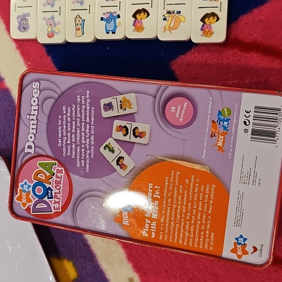 Nickelodeon Dora the Explorer Dominoes Set - Red and White - Picture 3 of 3